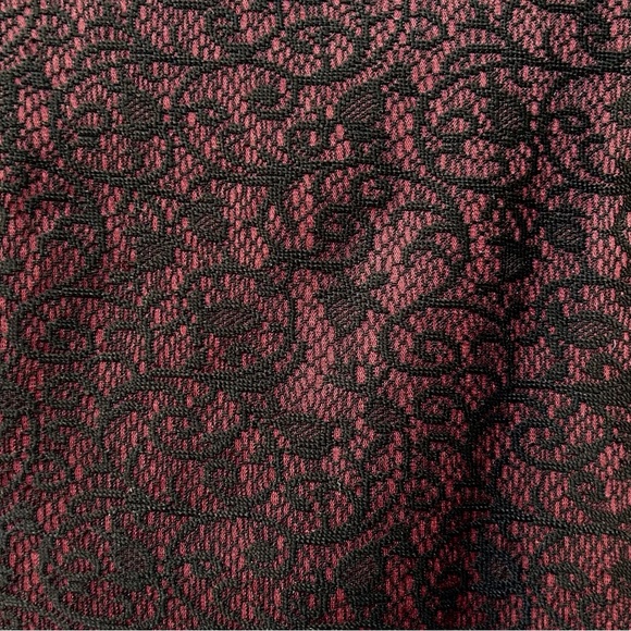 Aritzia Wilfred Burgundy Mignonne Floral Lace Overlay Mini Dress | Sz XS - Picture 4 of 4